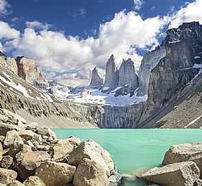 Patagonia: Torres del Paine hiking Base Torres