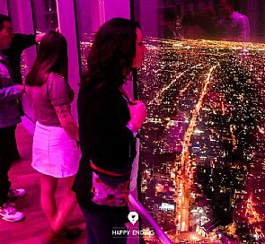 Visita a Sky Costanera, cena y entrada a un club