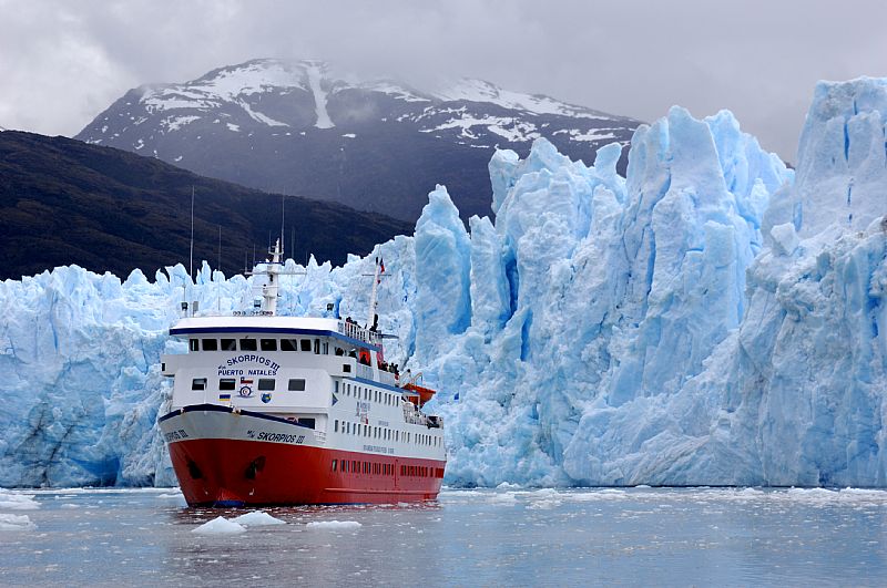 Crucero Skorpios: Navegación por glaciares de la Patagonia