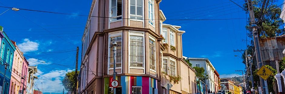 Valparaiso Walking Tour - history and architecture