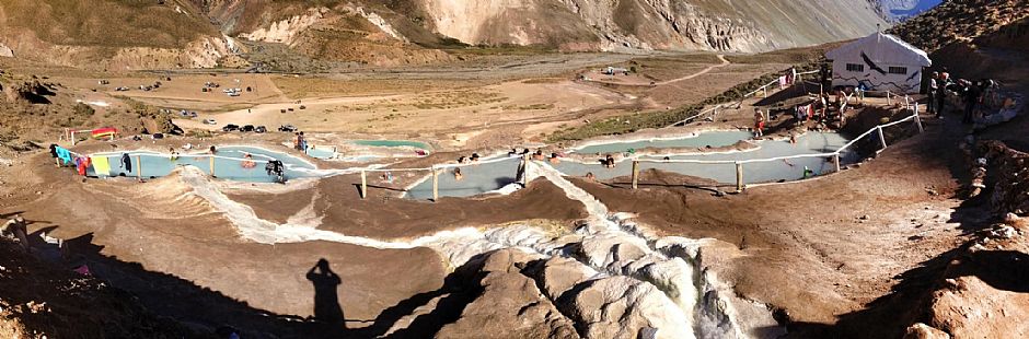 Embalse del Yeso and Colina Hotsprings Tour